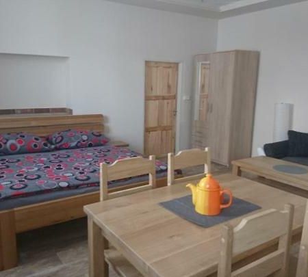 Business Apartman Žamberk Buitenkant foto